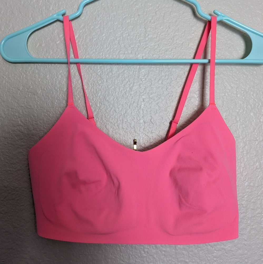 Neon pink Aerie Smoothez padded seamless bralette SD